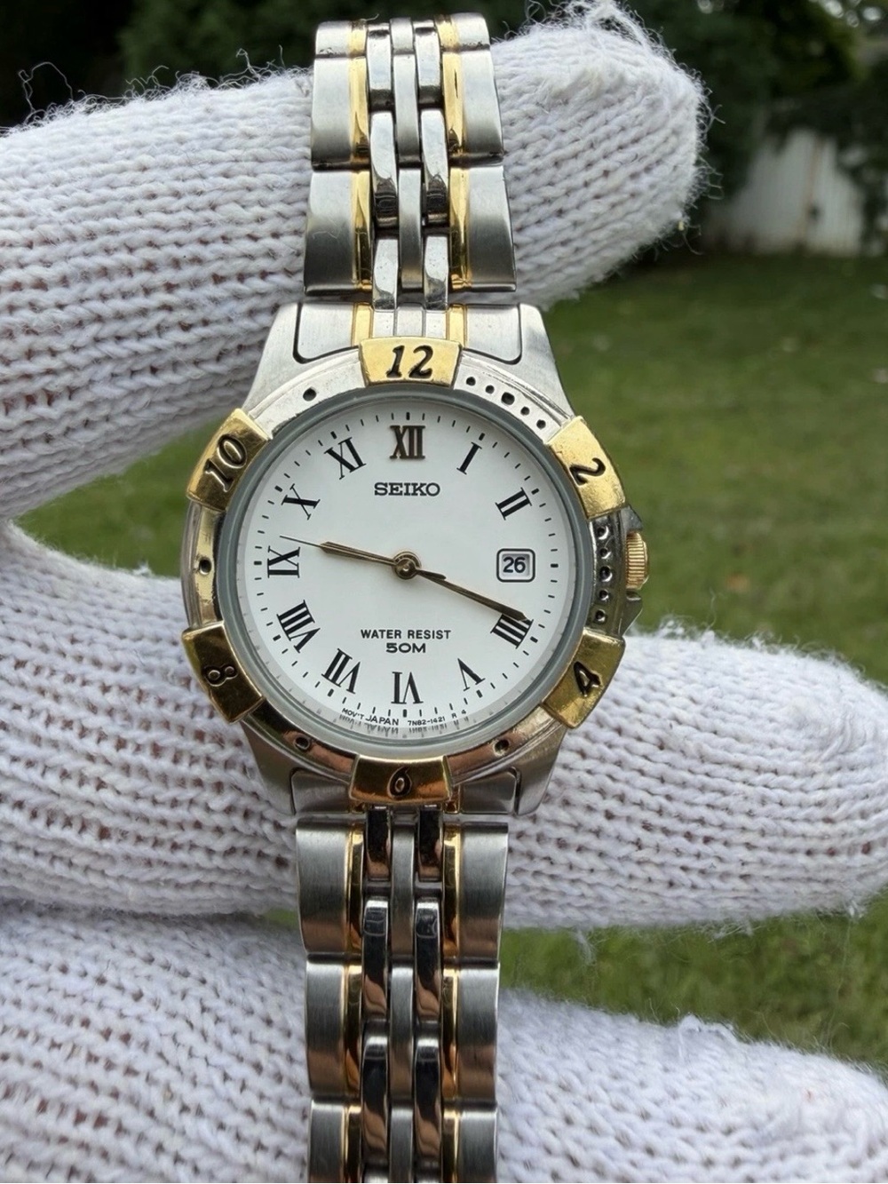 Vintage Seiko Two-Tone Ladies Watch 7N82-0610 White Roman Numeral Dial Date